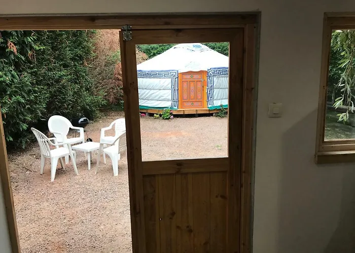 אוהל מפואר Yourte Coeur De Combray Ernes